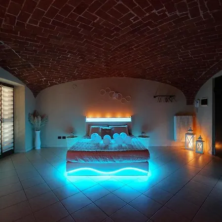 Appartamento Secret - Jacuzzi Privata & Relax *